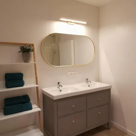 Velde - Vakantiewoning 12 Personen - Sauna - Bubbelbad 度假居 Hoeselt